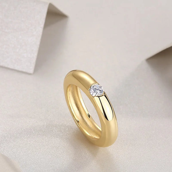 18K Gold Plated 925 Sterling Silver Ring with Moissanite Stone - Minimalist Band for Men and Women, Perfect Gift for Any Occasio