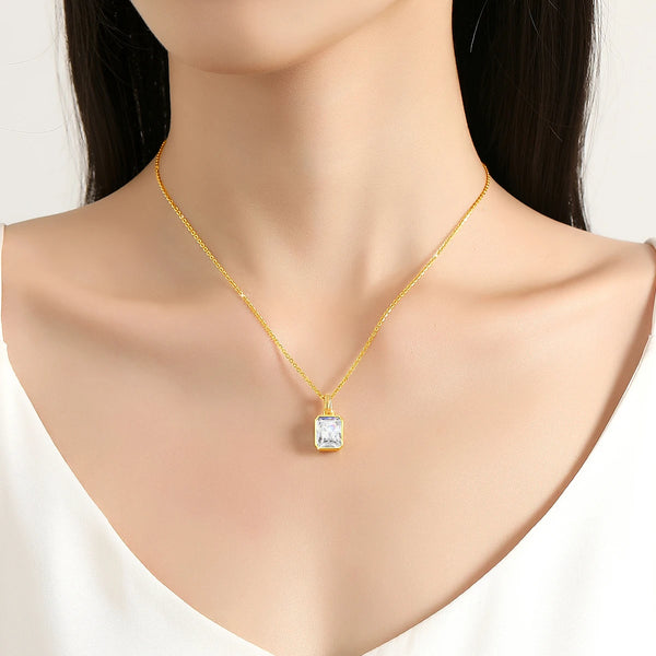 Emerald Cut 18K Gold Moissanite Necklace Pendant 8*10mm 100% Genuine for Women Anniversary Valentine's Day Gift Fine Jewelry