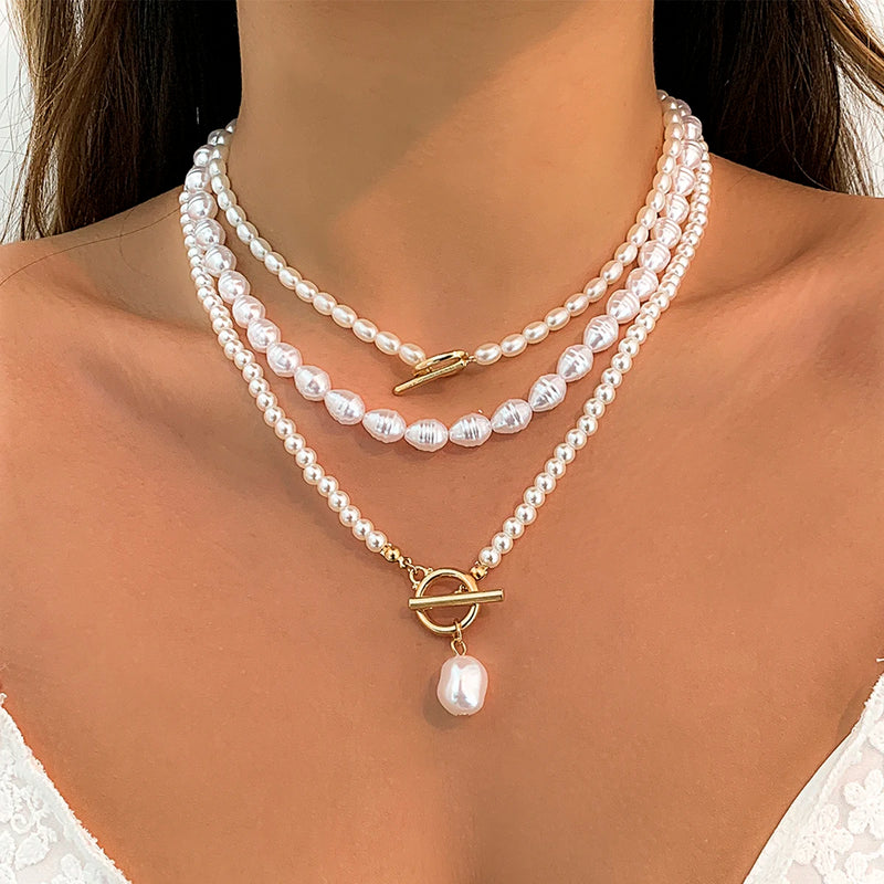 Elegant Vintage Imitation-Pearl Love Heart Pendant Choker Necklace Women Punk OT Buckle Bead Chain Wed Jewelry Y2K Accessories