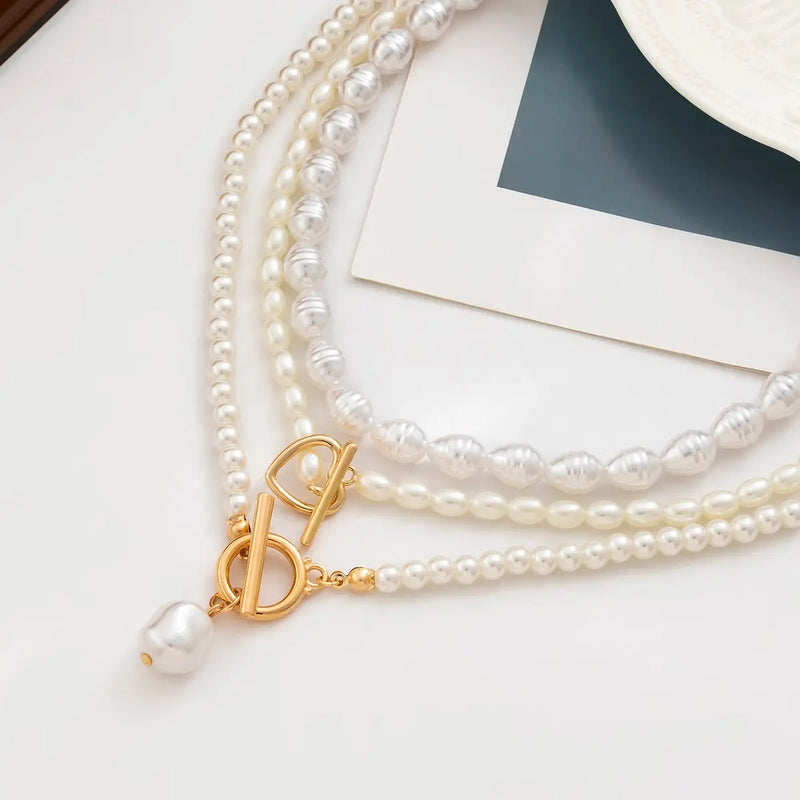 Elegant Vintage Imitation-Pearl Love Heart Pendant Choker Necklace Women Punk OT Buckle Bead Chain Wed Jewelry Y2K Accessories